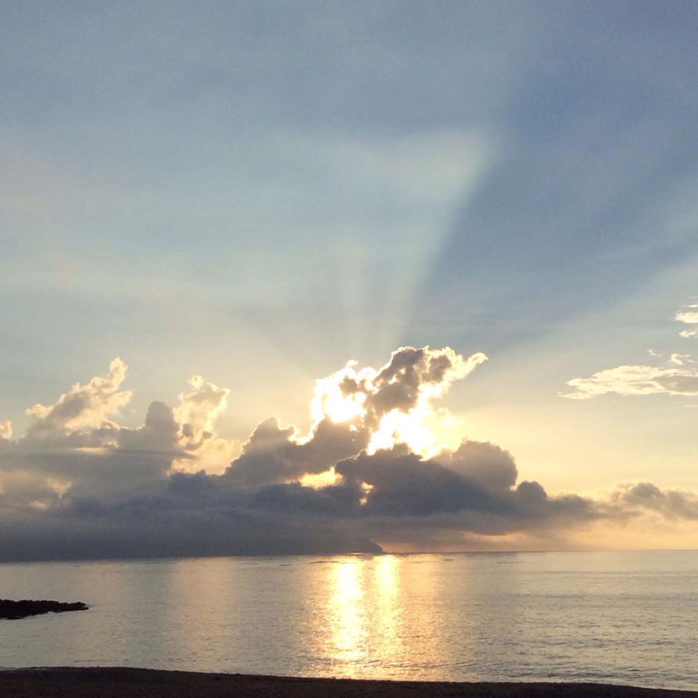 bushcraft campsite uppama beach gesashi higashison  okinawa japan